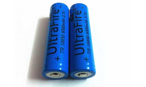 <b>小型号电池与锂电池将推进电动车锂电化进程</b>